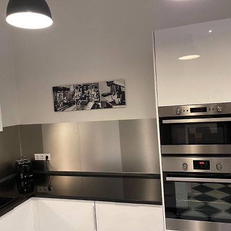 Walking Street Luxurious Huge Apartment Boedapest Buitenkant foto